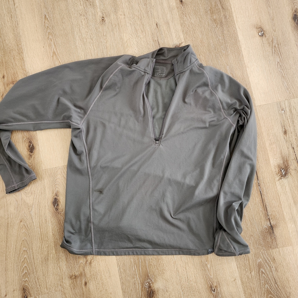 KUIU Dark Gray Fleece Pullover